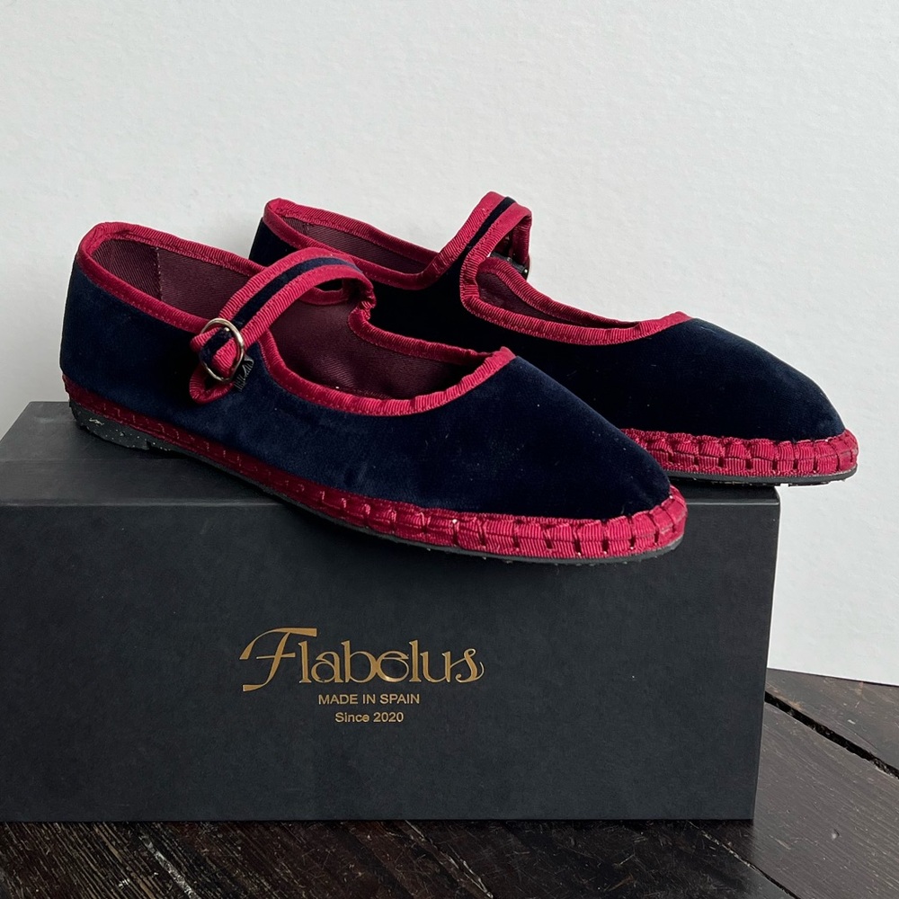 Flabelus Mary Jane Slipper Flats